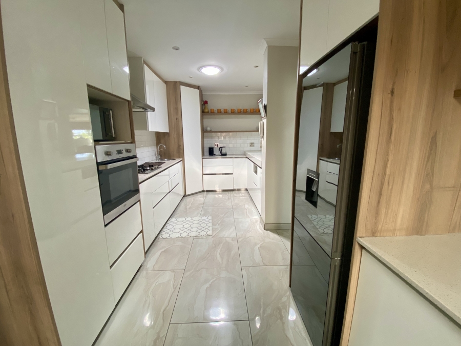 6 Bedroom Property for Sale in De Tijger Western Cape